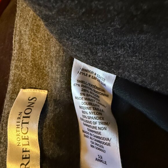 Northern Reflections Stretch Dress Pant Size 12 Ankle - Picture 3 of 4
